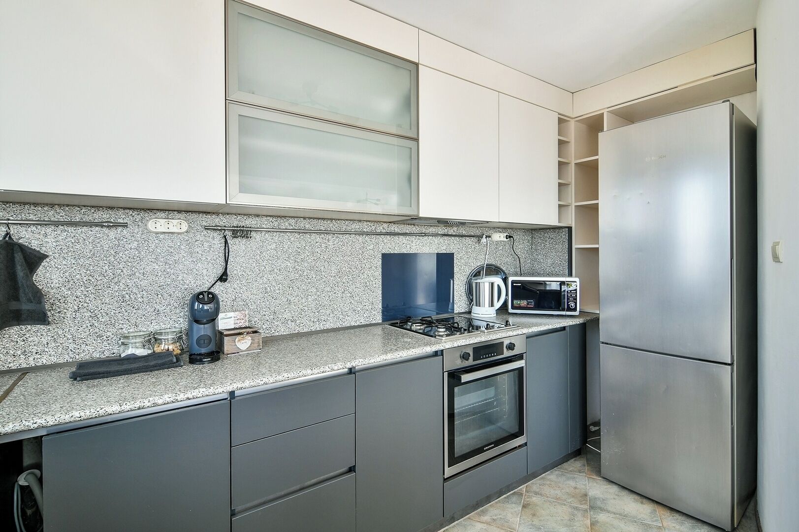 Fridge, microwave, oven, stovetop