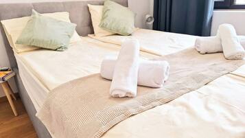 2 bedrooms, iron/ironing board, WiFi, bed sheets