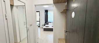 Sweet tiny house-central studio