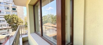 Sweet tiny house-central studio