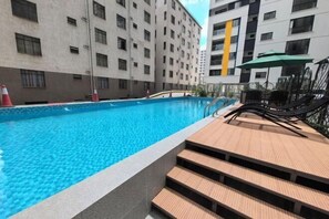 Outdoor pool - Nairobi Xiaomi Hotel (Nairobi)