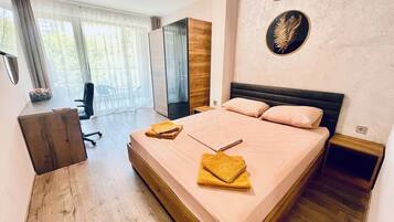 2 Schlafzimmer, Bügeleisen/Bügelbrett, WLAN, Bettwäsche