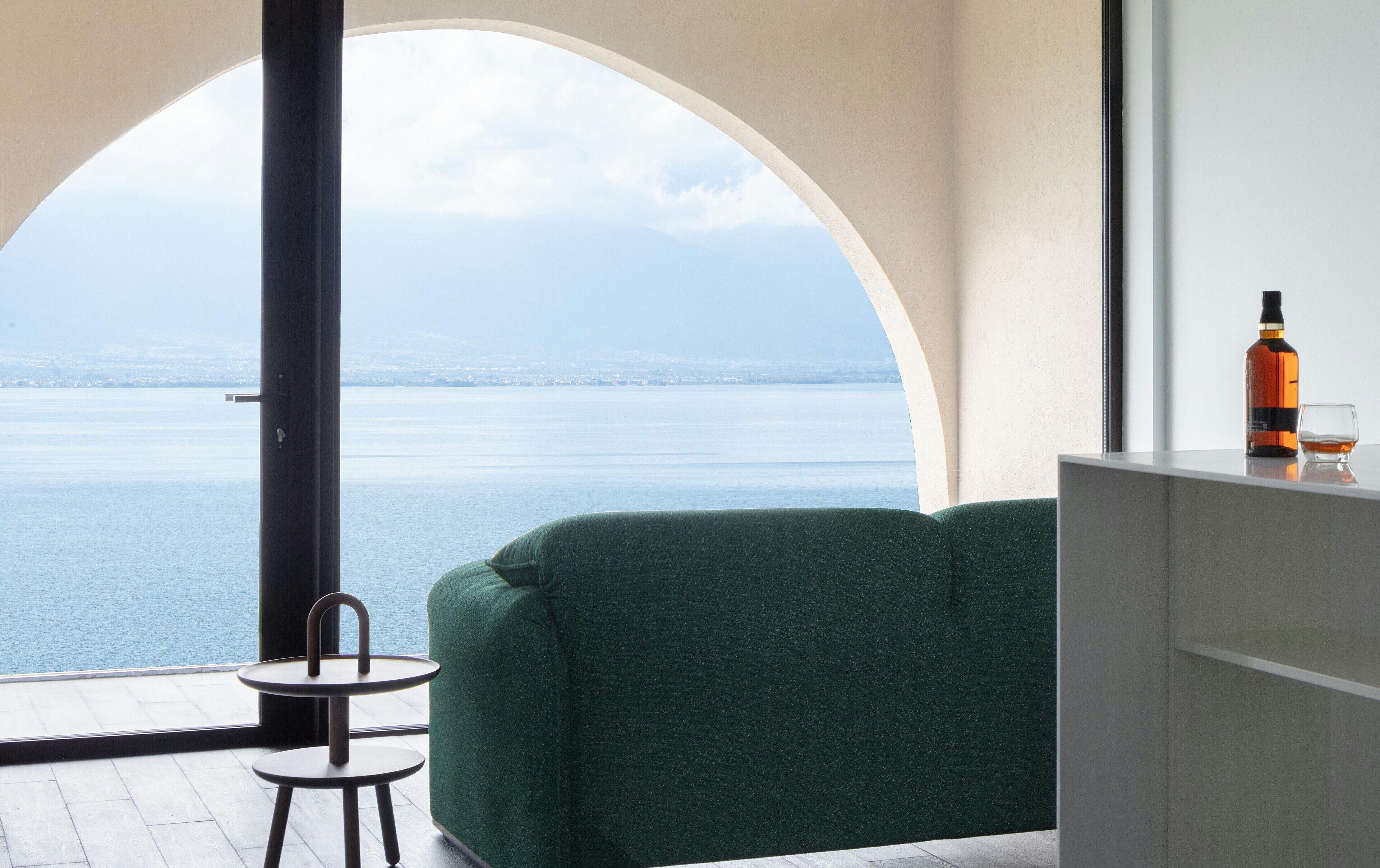 Panoramic Suite, Sea View | Desk, laptop workspace, blackout drapes, soundproofing