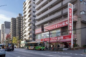 Unclassified image, 4 of 11, button - Bel Avenir (Tokyo)