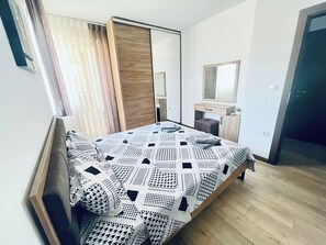 1 bedroom, iron/ironing board, WiFi, bed sheets