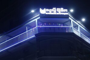 星評価なしの画像、4 / 20、ボタン