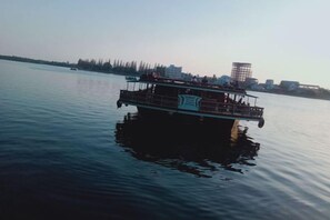 Unclassified image, 5 of 20, button - Suorsdei Sawadee (Kampot)