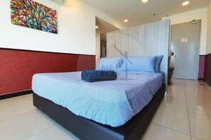 Unclassified image, 3 of 24, button - PD D’Wharf Amazing Seaview Suite 9 (Up to 6 Pax) (Port Dickson)