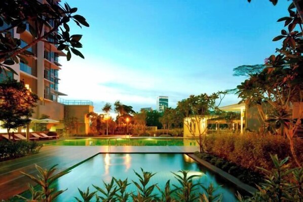 Outdoor pool - Lux & Modern Apartments at Bukit Bintang (Kuala Lumpur)