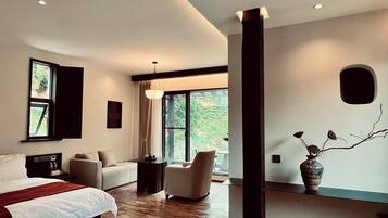 Luxury Double Room, Balcony, Hill View | Free WiFi