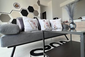 Cots/infant beds