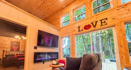 New Kinky Cabin Romantic Adult Getaway