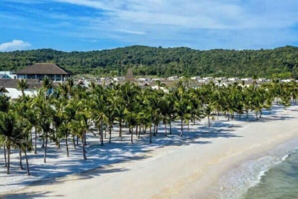 Beach towels - PEARL VILLA KHEM BEACH RESORT (Phu Quoc Island)