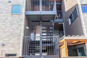 Unclassified image, 2 of 3, button - Life house (Osaka)