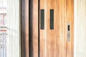 Unclassified image, 3 of 3, button - Life house (Osaka)