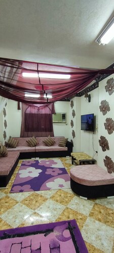 Abo Zain Hostel