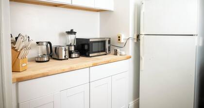 The Hudson Nook: Steps from Stevens - Midtown