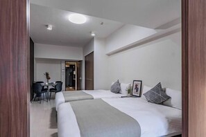 Room - Rura Namba, Nipponbashi (Osaka)