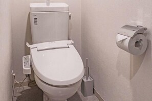 Bathroom - Rura Namba, Nipponbashi (Osaka)