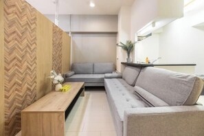 Room - Rura Namba, Nipponbashi (Osaka)