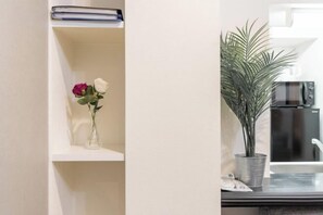 Room - Rura Namba, Nipponbashi (Osaka)