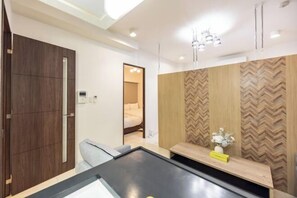 Room - Rura Namba, Nipponbashi (Osaka)