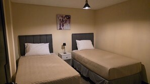 Economy-Zweibettzimmer, 2 Einzelbetten, Nichtraucher | Kostenloses WLAN