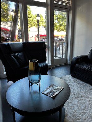 TV - Luxury Loft Midtown ATL! (Atlanta)