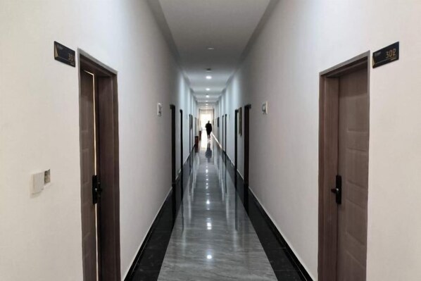 Interior - Zambezi Bay Hotel (Lusaka)