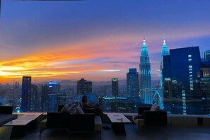 Interior - LUXE Infinitum KLCC by WSD (Kuala Lumpur)