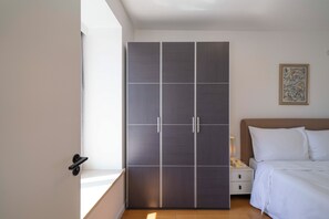 Superior Apartment, 1 Bedroom, Kitchen, City View | Iron/ironing board, free WiFi - Tyms Cozy 1BR 1BA Apt Yongxin Century (Shanghai)