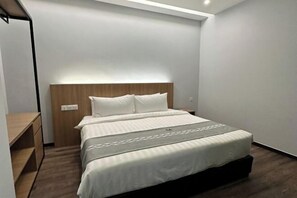 Room - 56 Hotel Block B (Kuching)