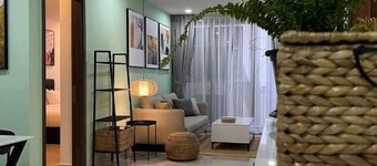 The Peak Service Apt By David