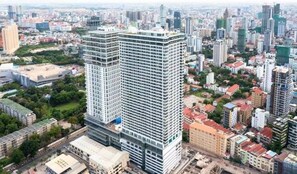 Ảnh chưa phân loại, 2 trong số 33 ảnh, nút
