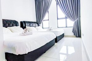 Room - Double Storey Pool at Trio Setia Klang by HCK (Port Klang)