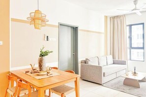 Room - Double Storey Pool at Trio Setia Klang by HCK (Port Klang)