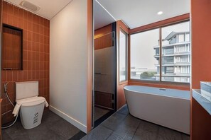 Free toiletries - Blu Monkey Hub & Hotel Bangsaen (Chon Buri)