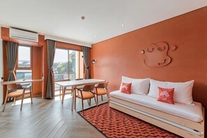 Soundproofing - Blu Monkey Hub & Hotel Bangsaen (Chon Buri)