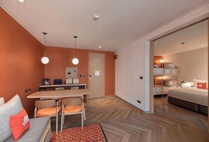 Soundproofing - Blu Monkey Hub & Hotel Bangsaen (Chon Buri)