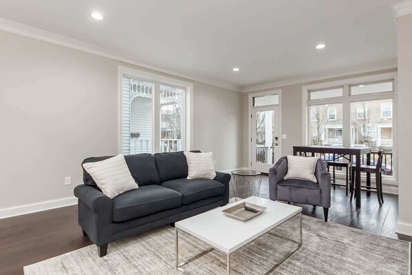 Televisio, työhuone