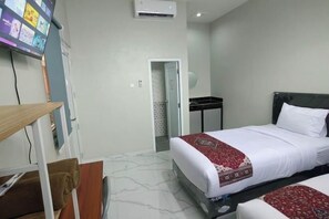 Room - Joy Hotel (Rajabasa)