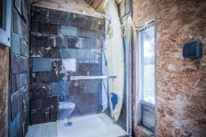 Room - The Pod - 1 Bedroom - Freshwest Beach Retreat (Pembroke)