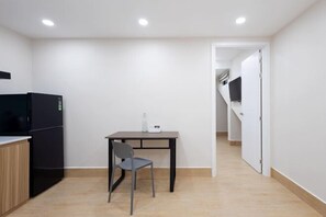 Room - Siris Mia Residence - Self Check In (Ho Chi Minh City)