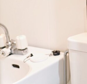 Bathroom - Fong B (Osaka)
