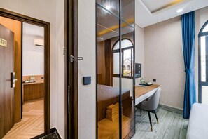 Room - Lalisa Hotel (Phu Quoc)
