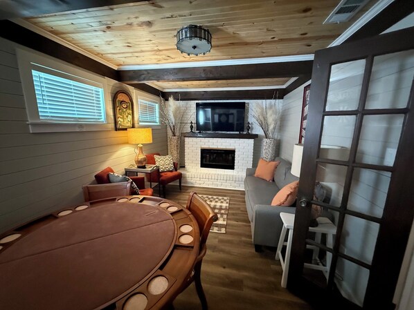 Smart TV, fireplace, video games, books