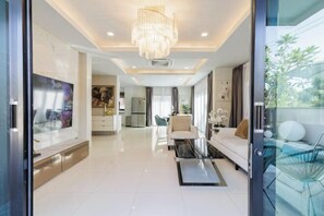 Room - Pattaya detached four-bedroom five-bed room pool villa (Pattaya)