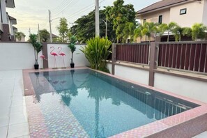 Unclassified image, 5 of 31, button - Pattaya detached four-bedroom five-bed room pool villa (Pattaya)