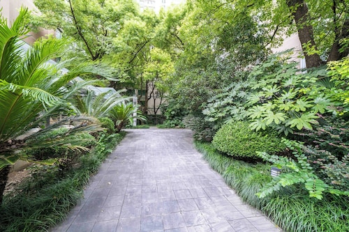 Tyms Elegant 1BR 1BA Apt Yongxin Century