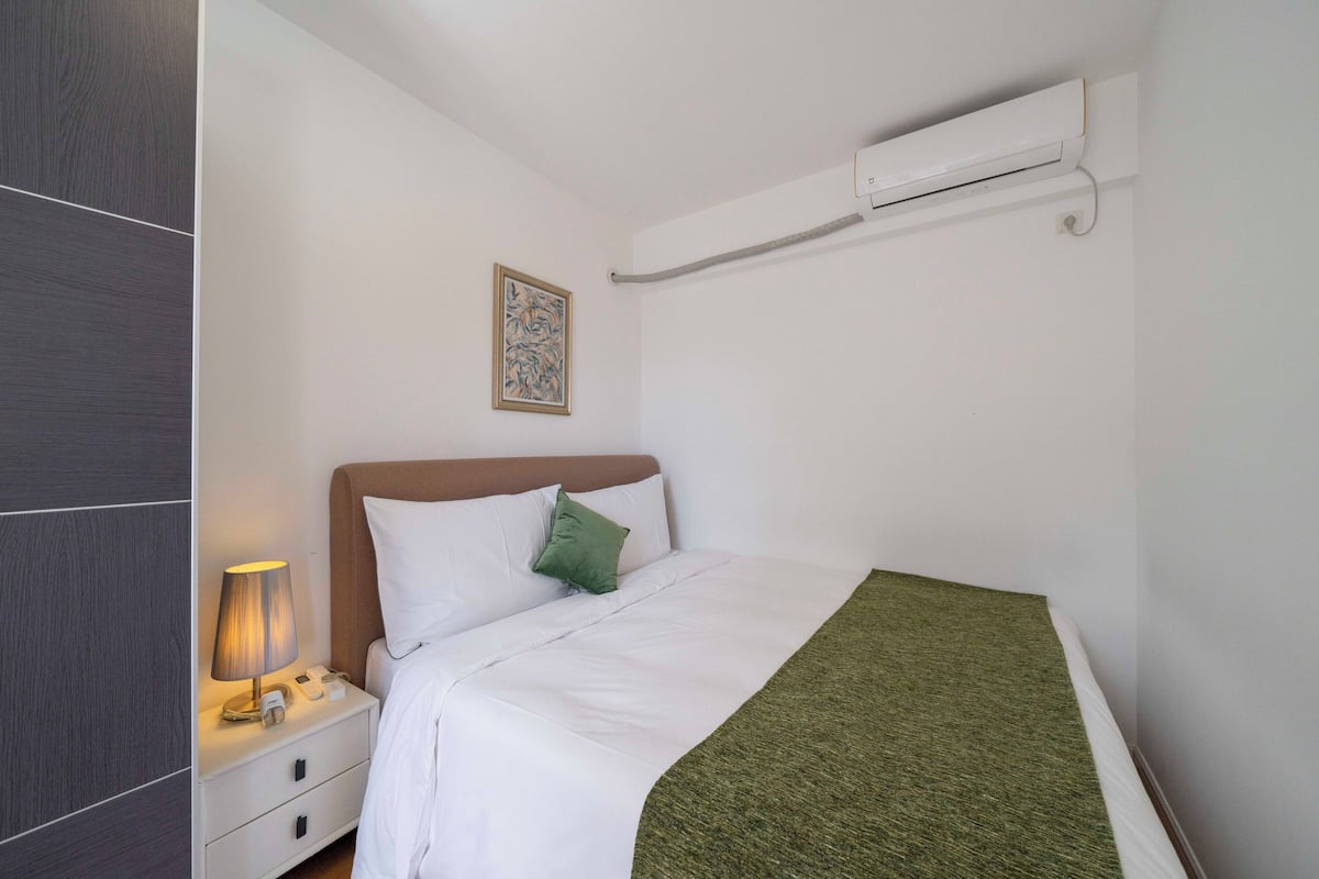 Superior Apartment, 1 Bedroom, Kitchen, City View | Iron/ironing board, free WiFi
